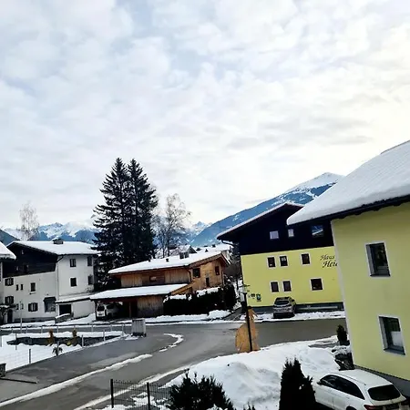 Fruehstueckspension Klein Und Fein Penzion Bad Hofgastein