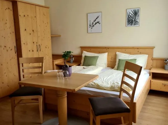 Fruehstueckspension Klein Und Fein Penzion 4*